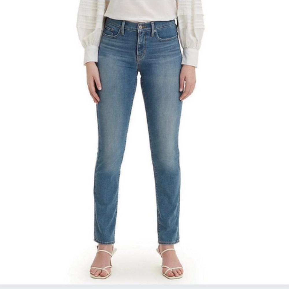 Levi’s 535 skinny jeans